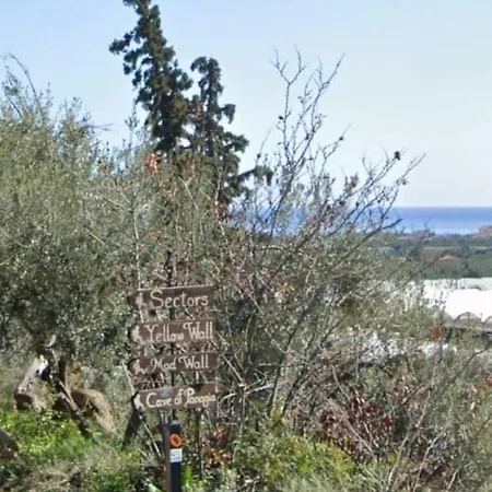 East Red Rock And View Maisonette * Leonídion