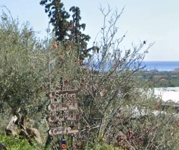 East Red Rock And View Maisonette * Λεωνίδιο